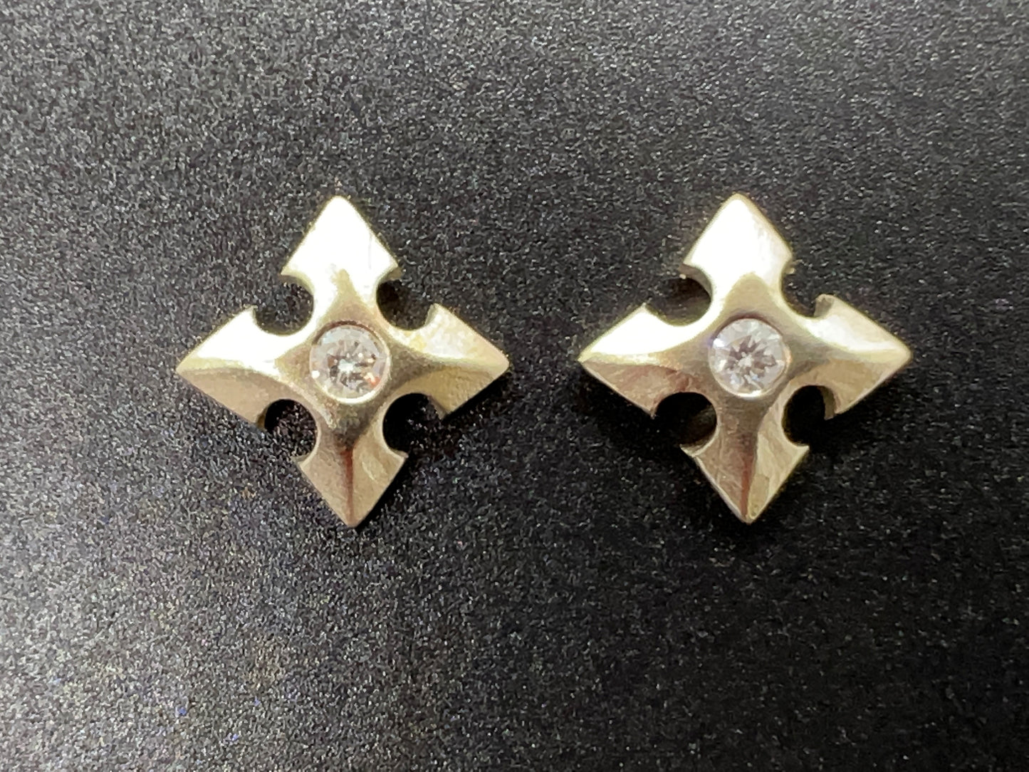 Diamond Cross Studs 18K